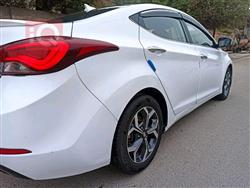 هیۆندای ئەلەنترا